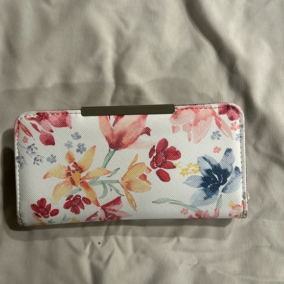 Folding wallet floral print - Picture 1 of 3